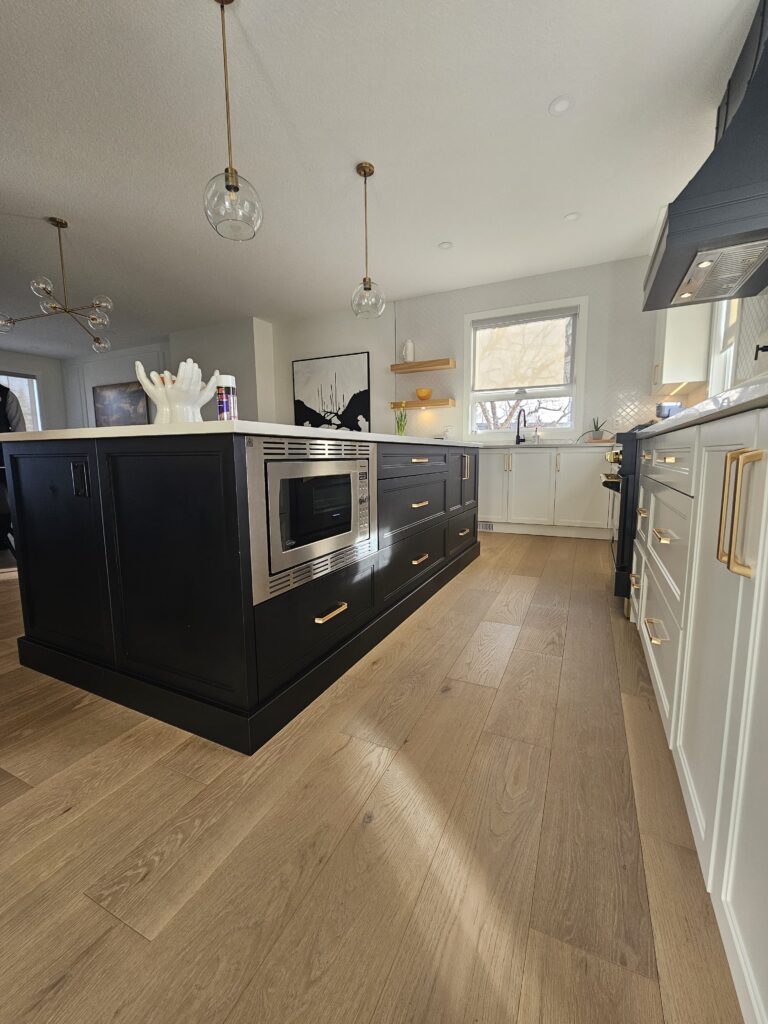 Luxe Kitchen Cabinets